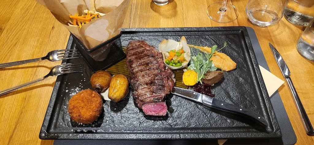 Ristorante Il Bilaterale_Mugia_slider_image_3