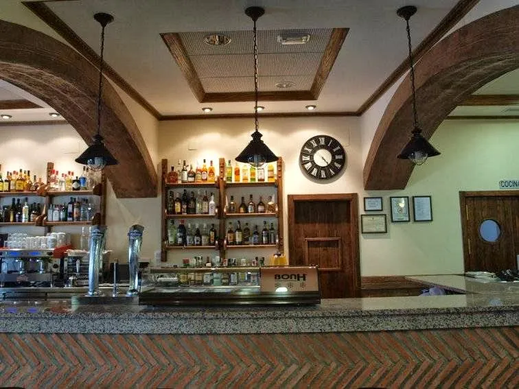 Mesón Restaurante La Teja_Segura de León_slider_image_3