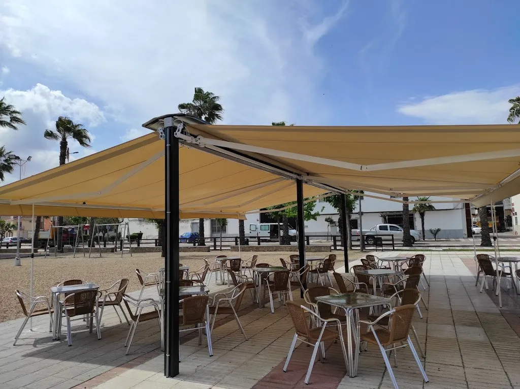 DonDe Miguel_Santa Amalia_slider_image_3