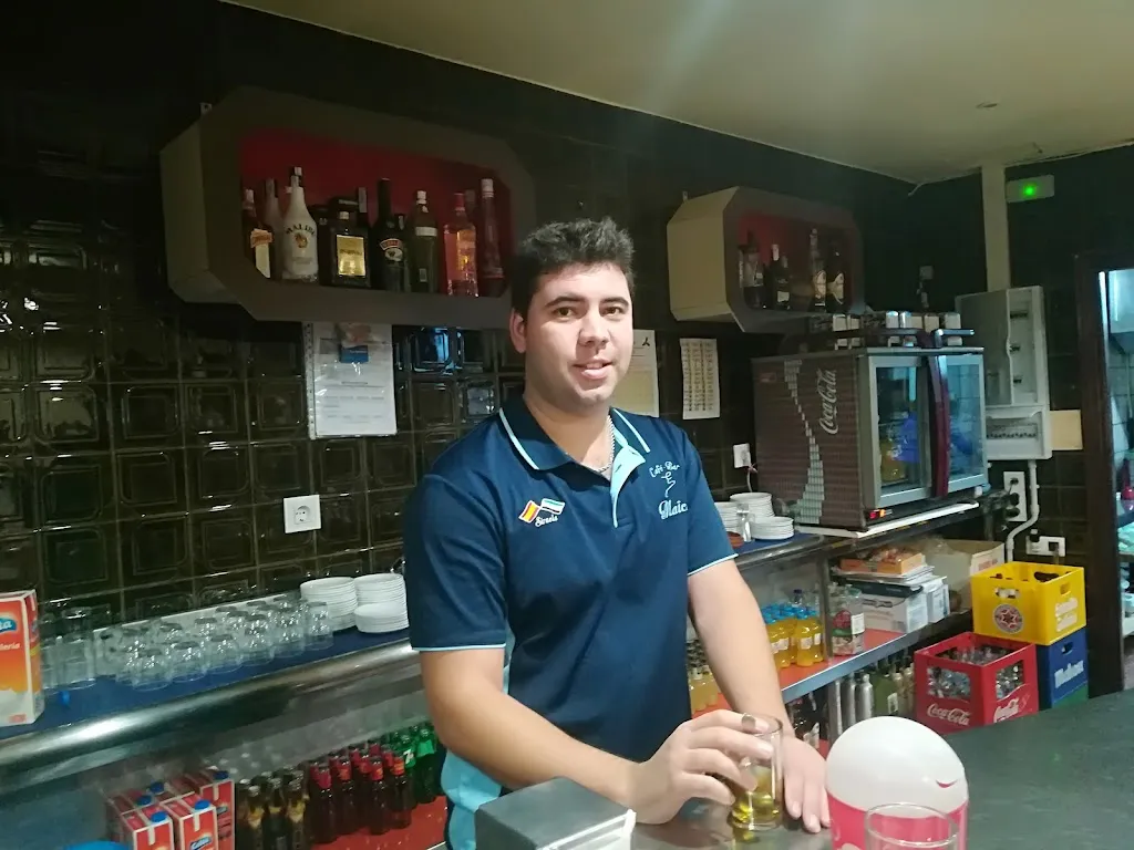 Armando Lamesa_Cafe Bar Maicar_Siruela_review