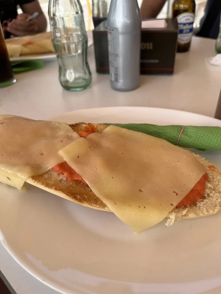 Rubén morales diez madroñero_Bar Merchán_Siruela_review