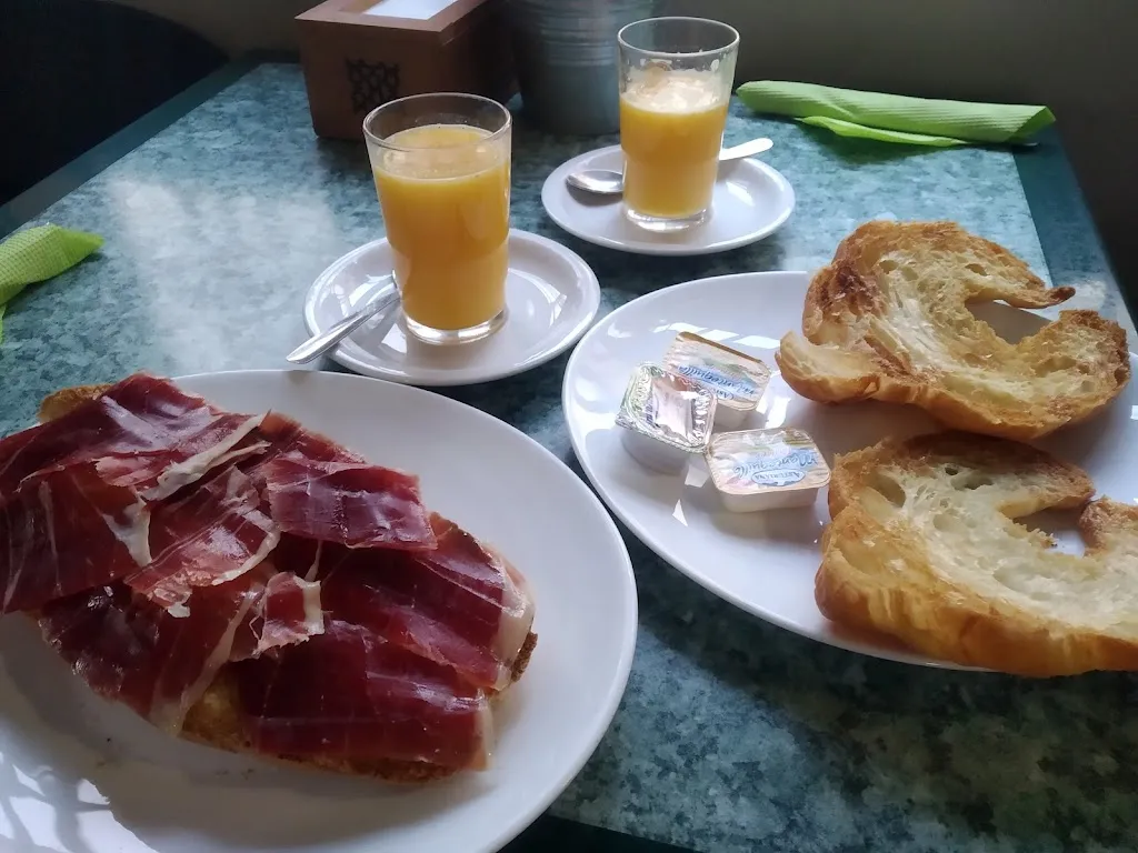 Bar Merchán_Siruela_slider_image_3