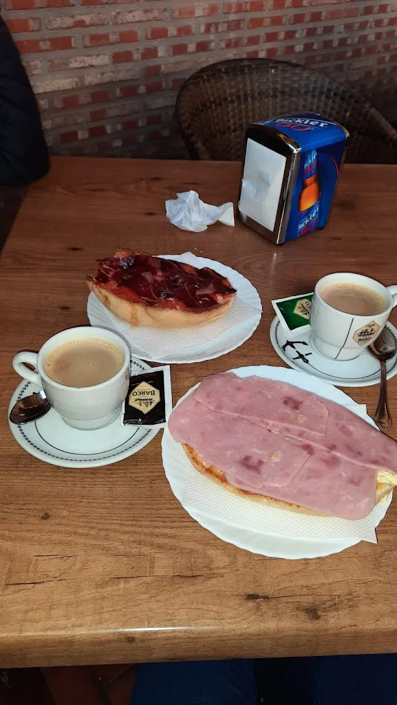 Café-Bar Gordillo_San Vicente de Alcántara_slider_image_3