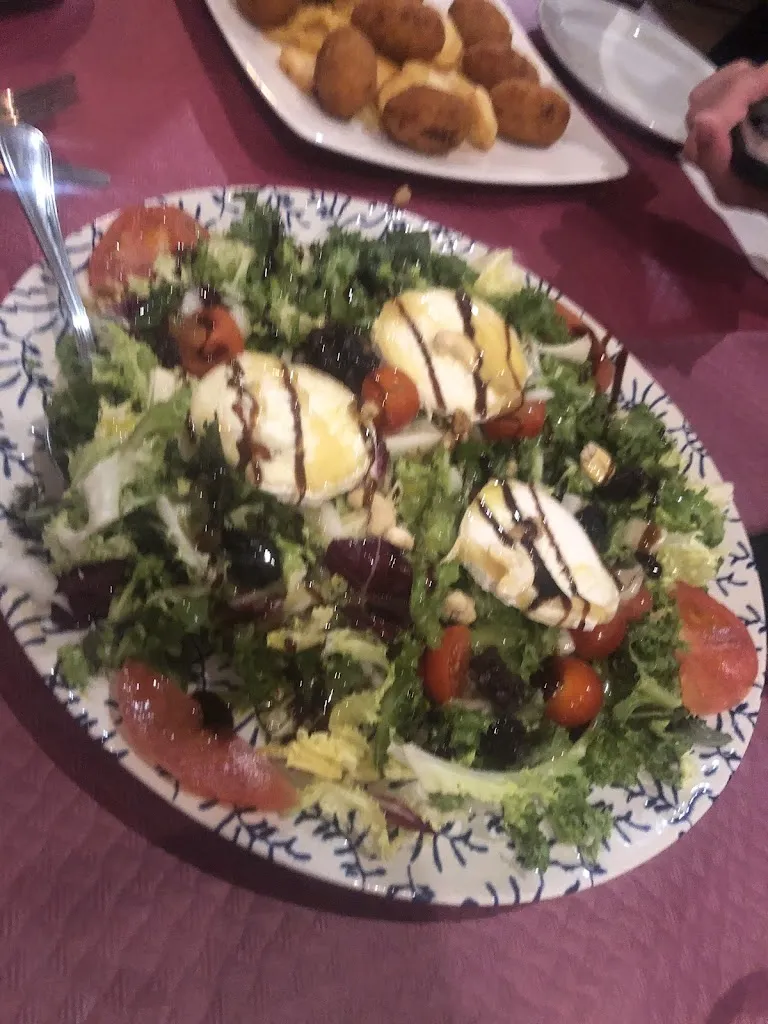 Ibon_Café Bar Kabi_Santos de Maimona Los_review