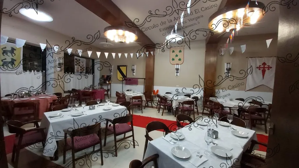 Circulo de la Amistad-El Casino de Los Santos restaurant in Santos de Maimona Los