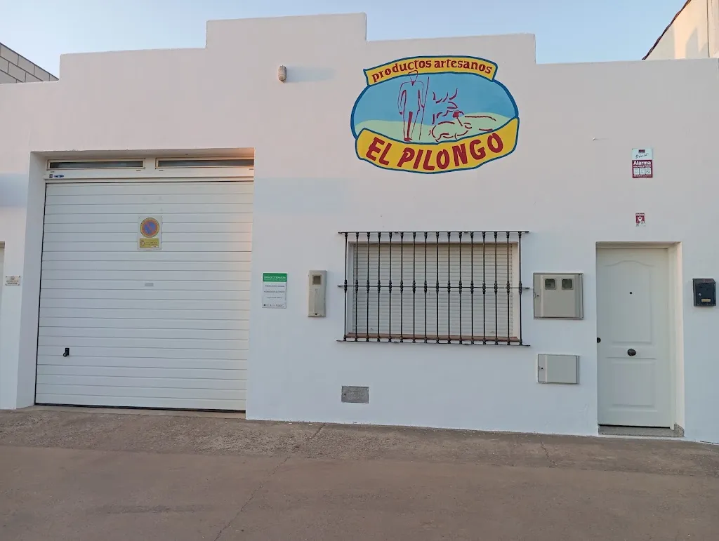 Productos Artesanos El Pilongo restaurant in Santos de Maimona Los
