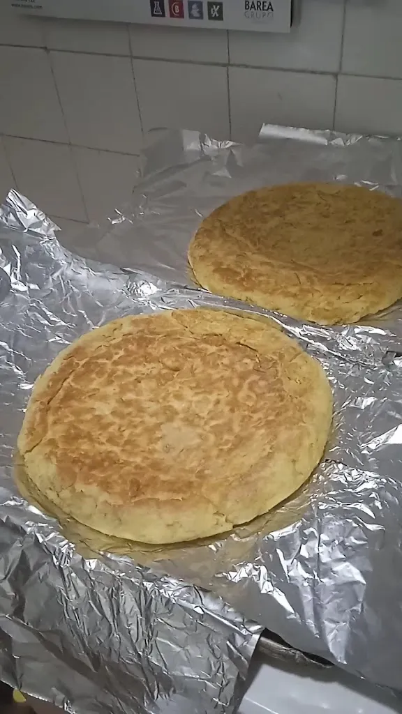 CAFÉ BAR LA ESQUINA_Solana de los Barros_slider_image_2