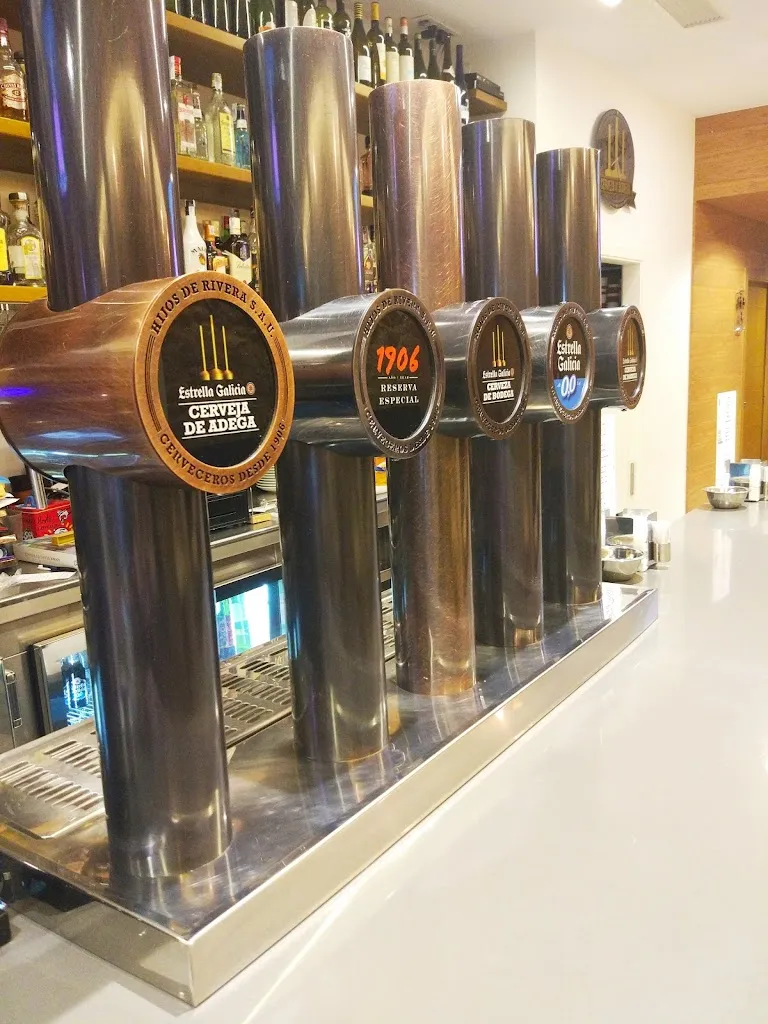 Estrella del Muelle_Mugardos_slider_image_2