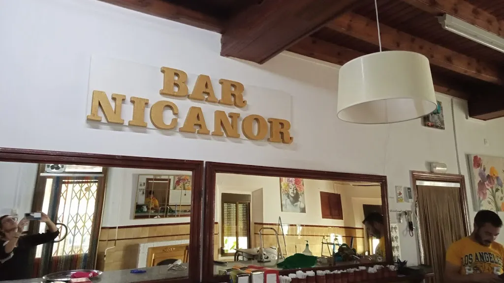 Bar Nicanor restaurant in Tamurejo