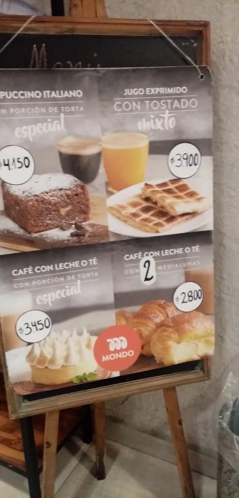 Menu_Bar Cafeteria Mondo_Torre de Miguel Sesmero_image_1