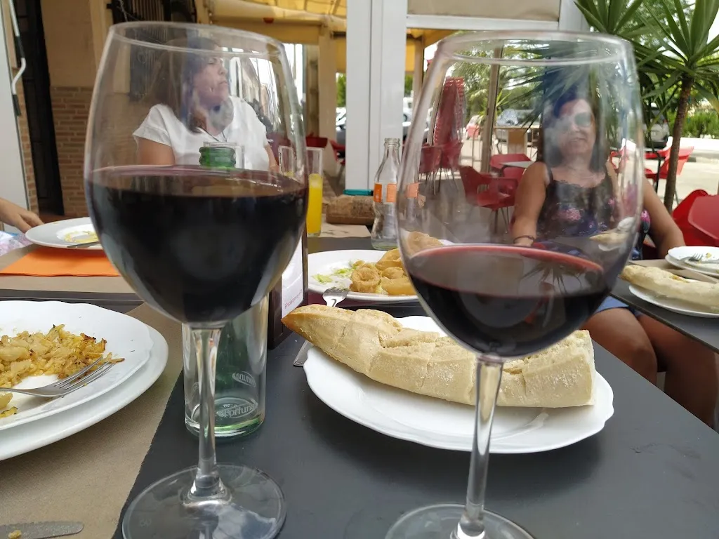 Bar Cafeteria Mondo restaurant in Torre de Miguel Sesmero