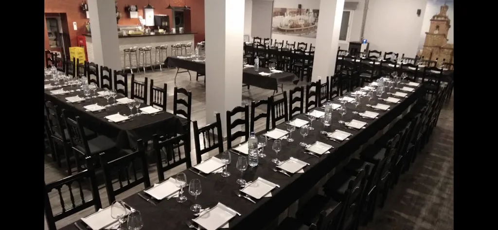 Arbolillo Plaza restaurant in Talarrubias