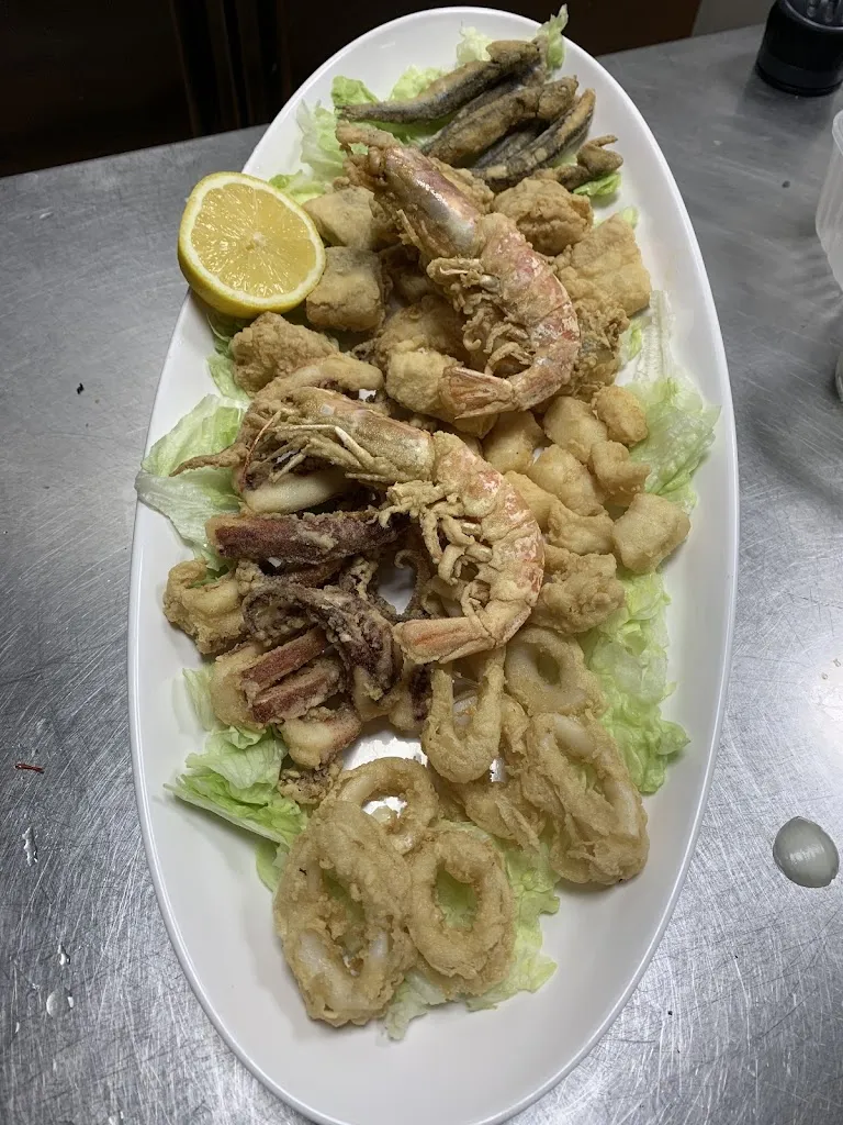 Arbolillo Plaza_Talarrubias_slider_image_2