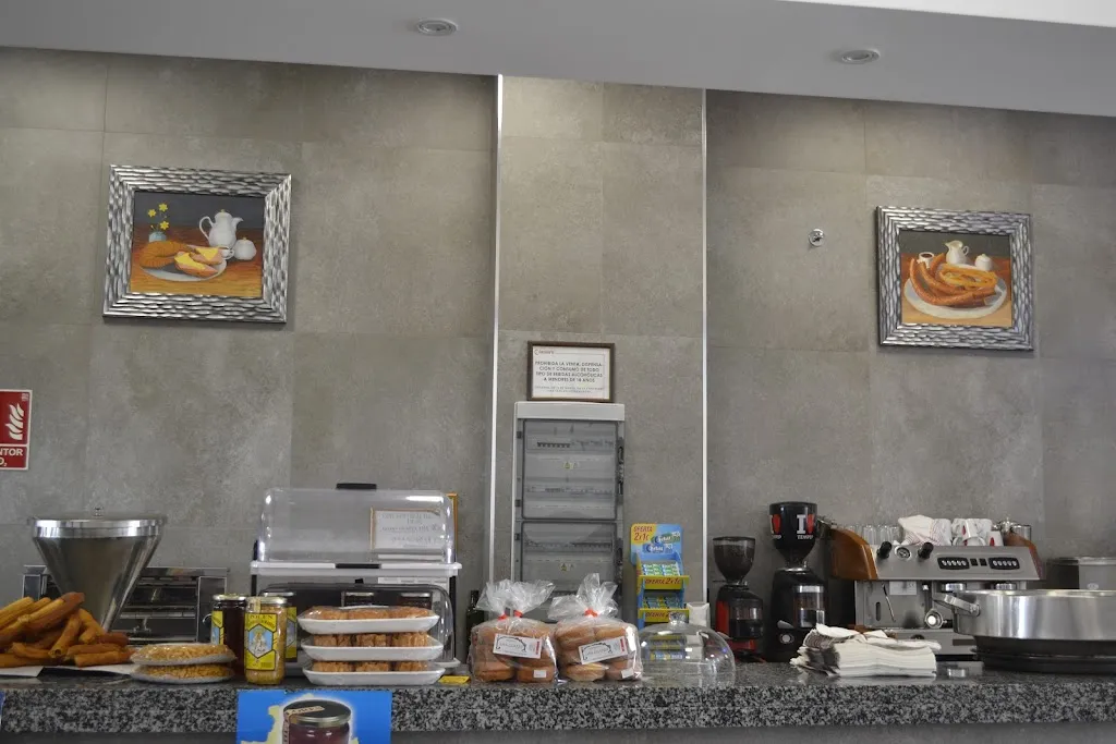 Churrería " LAS LLARES" restaurant in Talarrubias