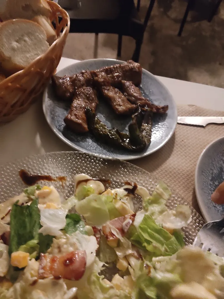 Luna_El Callejón_Valdecaballeros_review