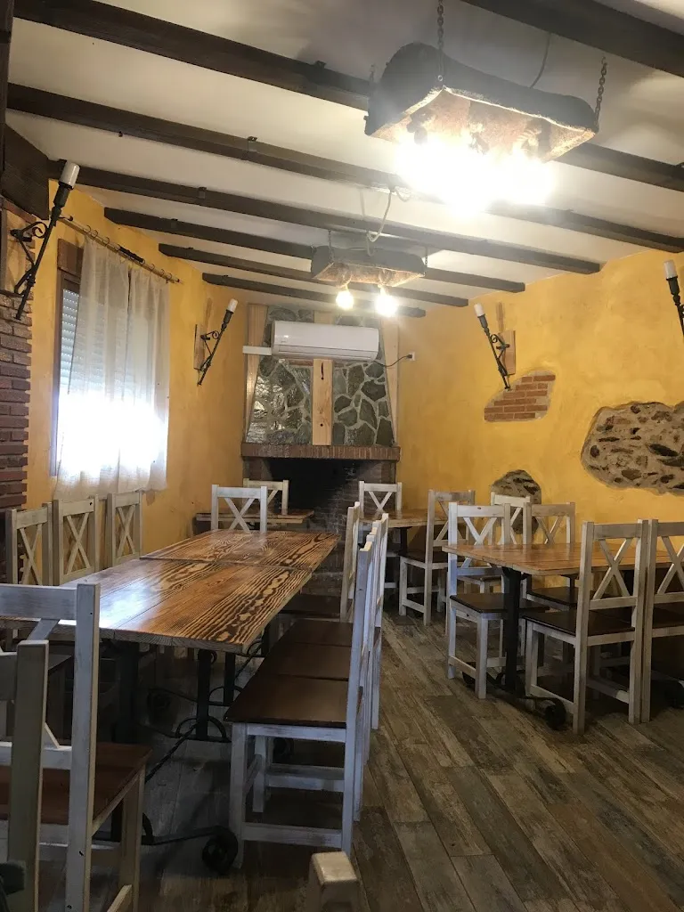 Juan Gomez_El Callejón_Valdecaballeros_review