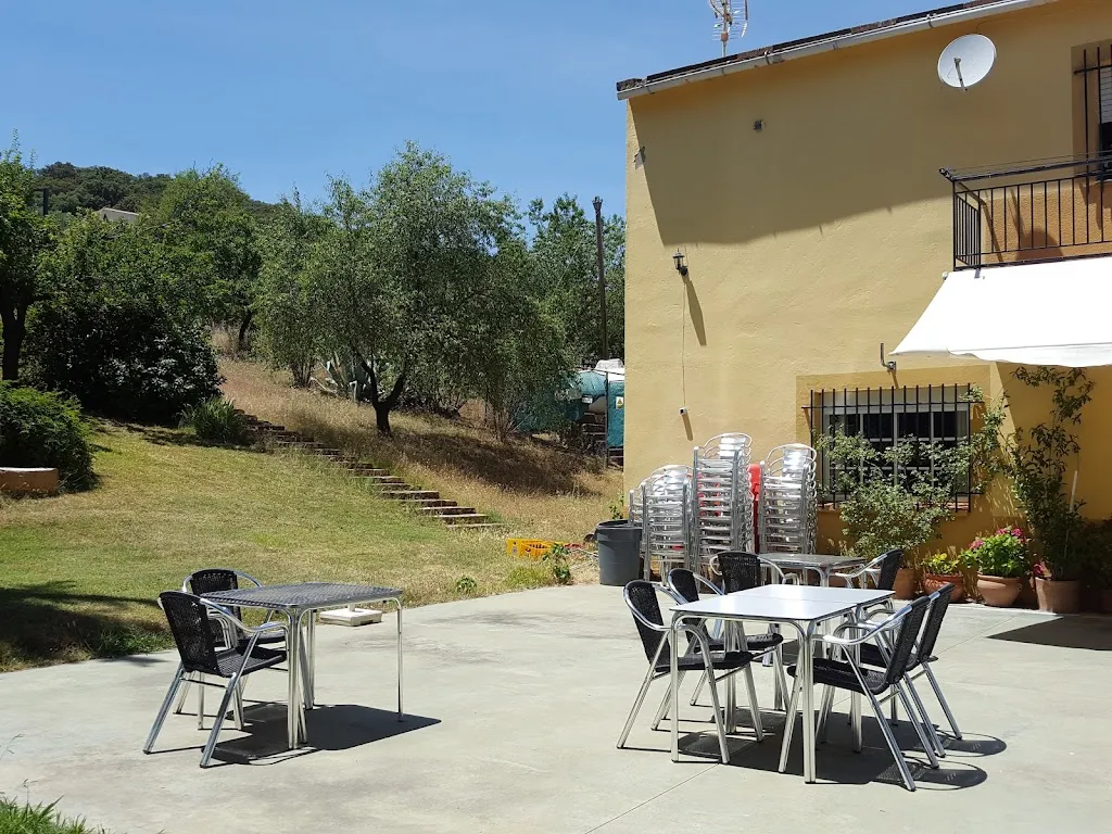 La Vaguada Hostal Restaurante Bar restaurant in Valdecaballeros