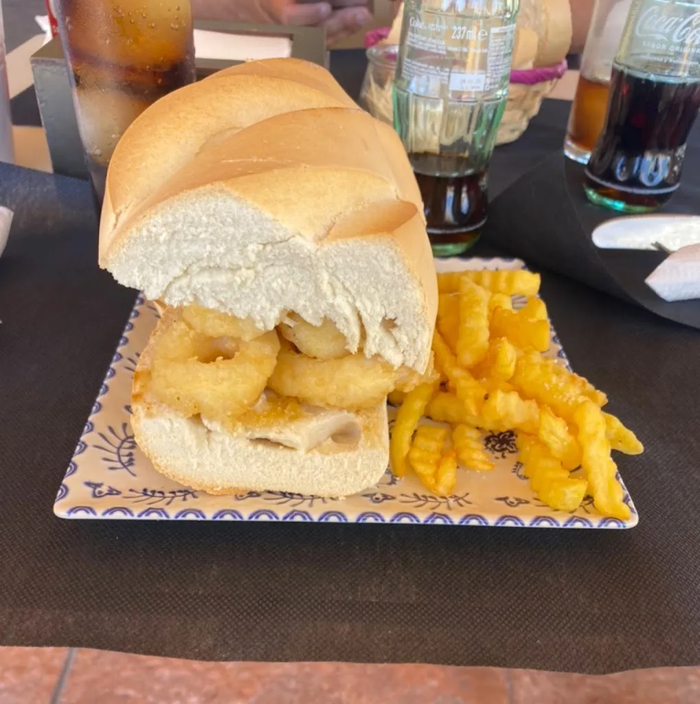 Marcela Cabello_The Pool Bar_Valdecaballeros_review