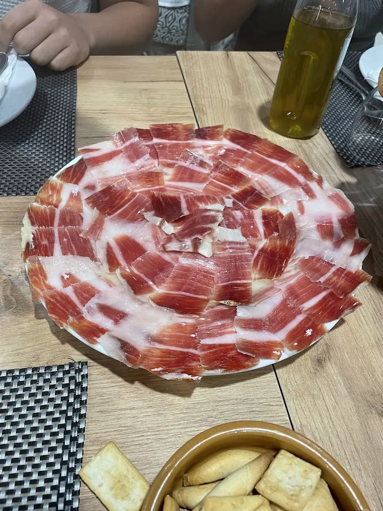 Pablo Ortega Rodriguez_Restaurante Hotal Los Arcos_Talavera La Real_review