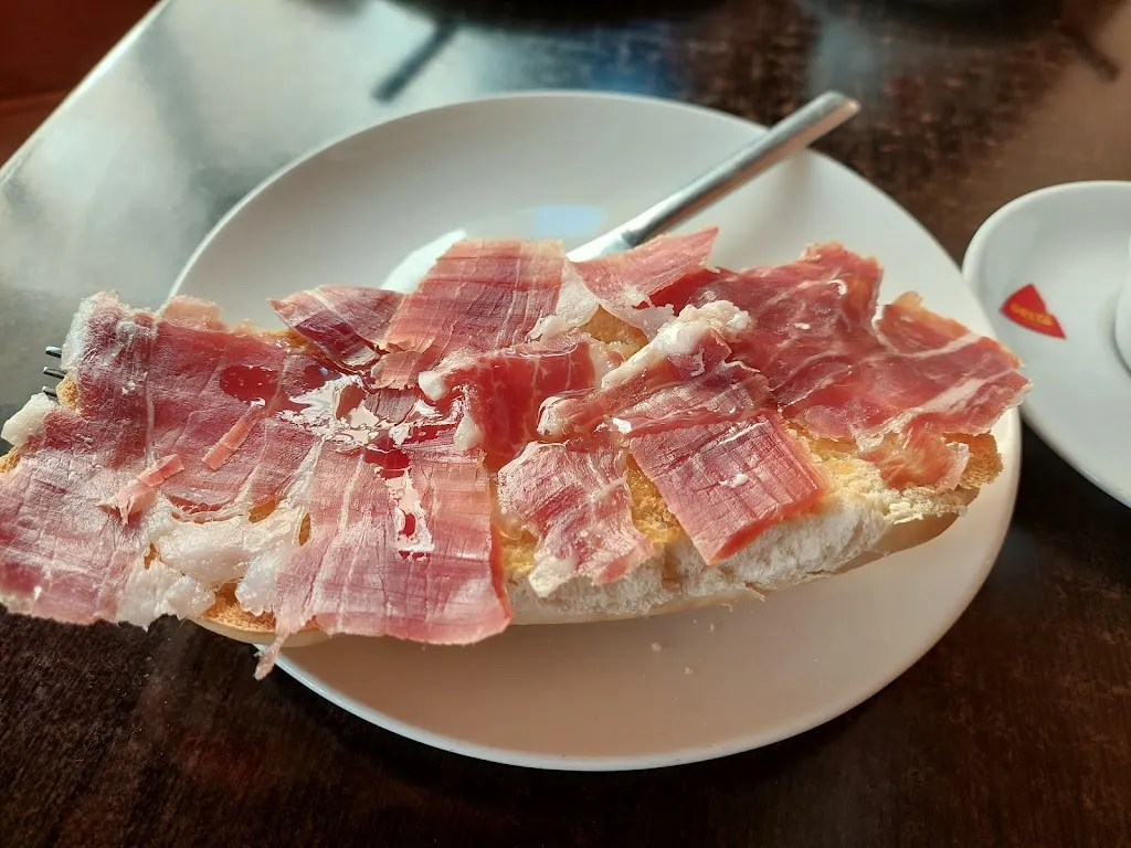 Restaurante Dinamic restaurant in Talavera La Real