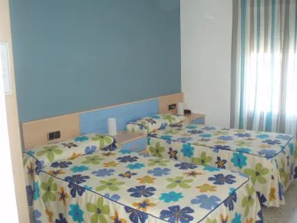 Restaurante Hostal Los Arcos_Talavera La Real_slider_image_3