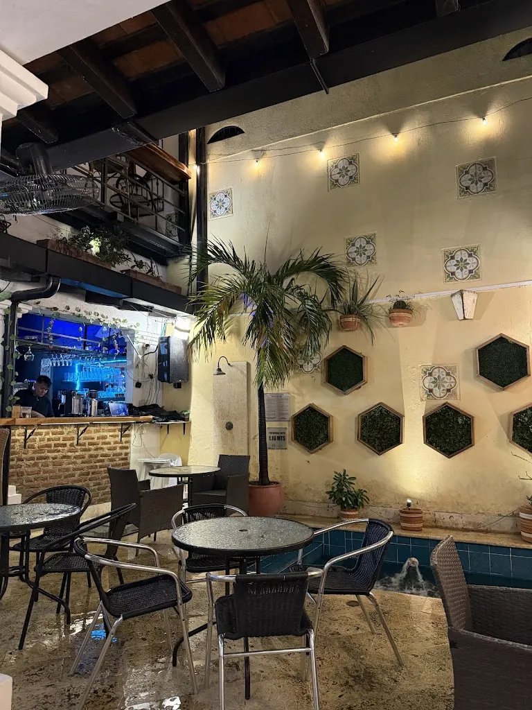 Artesanal Restobar_Santa Marta_slider_image_3