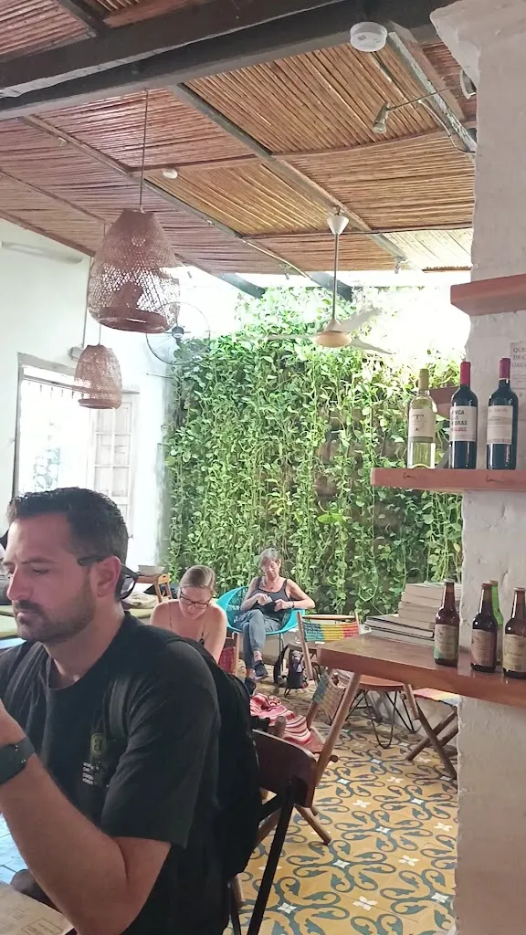 Ikaro Cafe_Santa Marta_slider_image_2