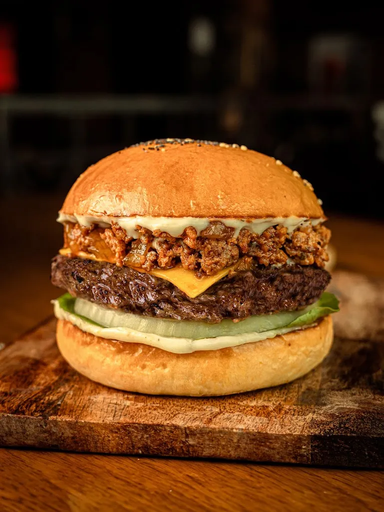 Porthos Steakhouse & Pub_Santa Marta_slider_image_3