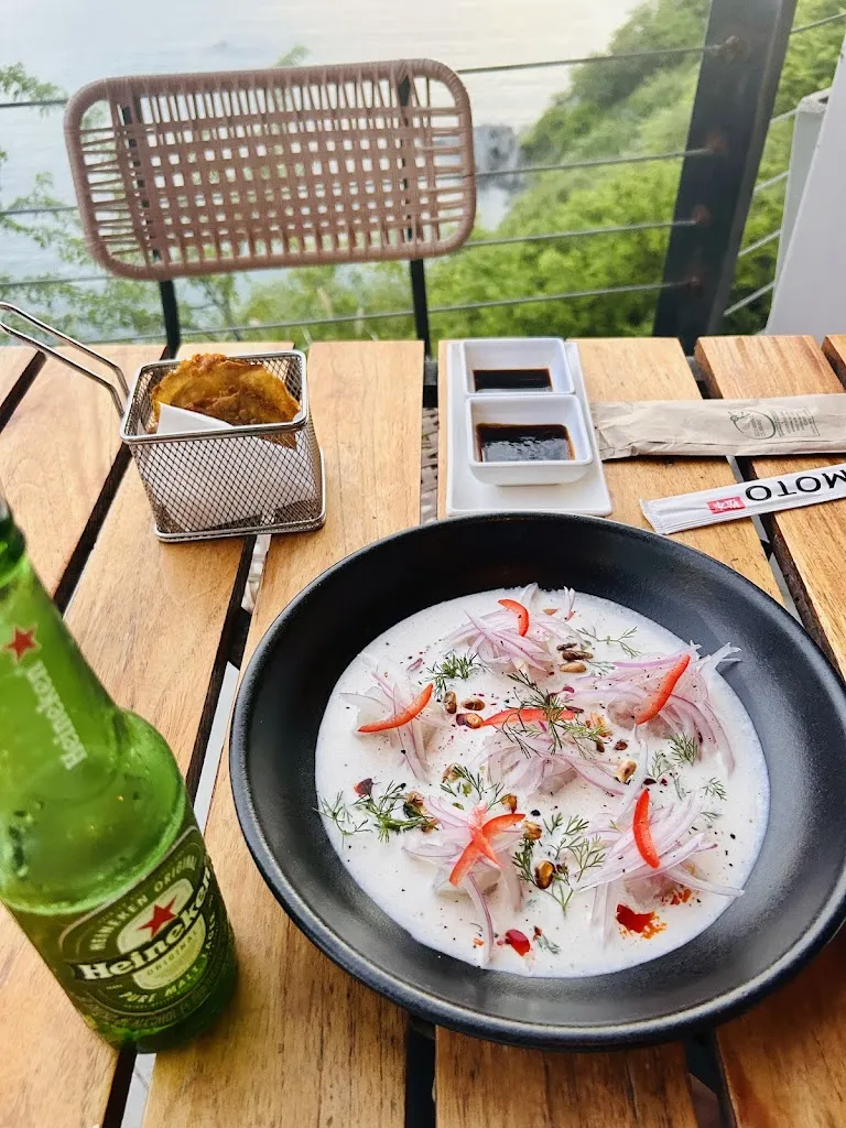 Abdullah Corduk_BK - BURUKUKA_Santa Marta_review