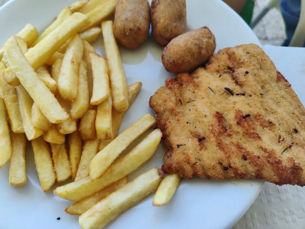 Menu_Bar-Restaurante Piscina Municipal_Valle de la Serena_immagine_3