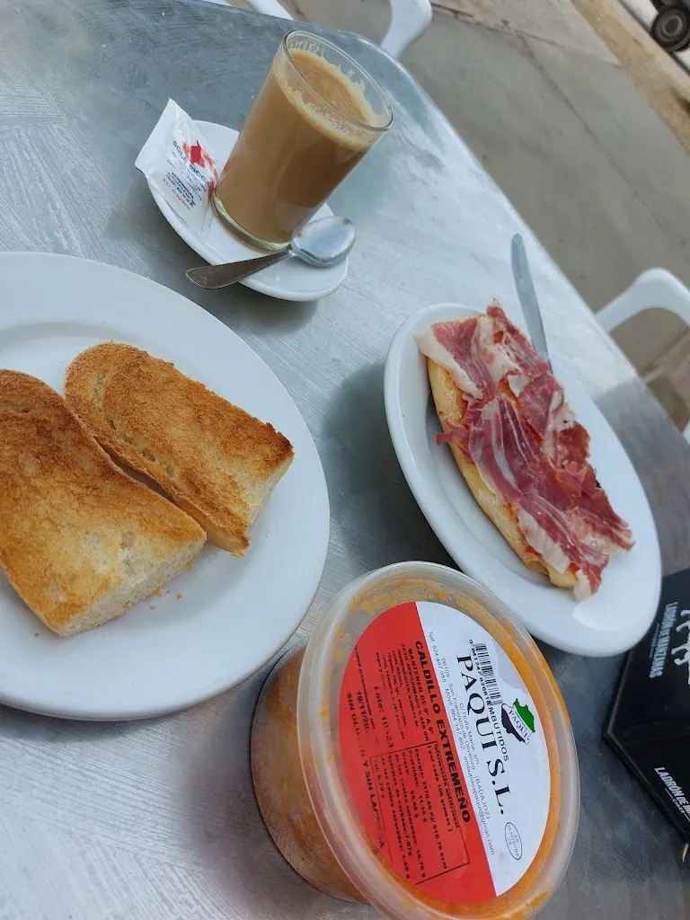 Esteban E_Hostal Restaurante Campo Abierto_Valencia de las Torres_review