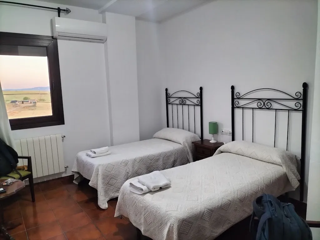 Hostal Restaurante Campo Abierto_Valencia de las Torres_slider_image_2