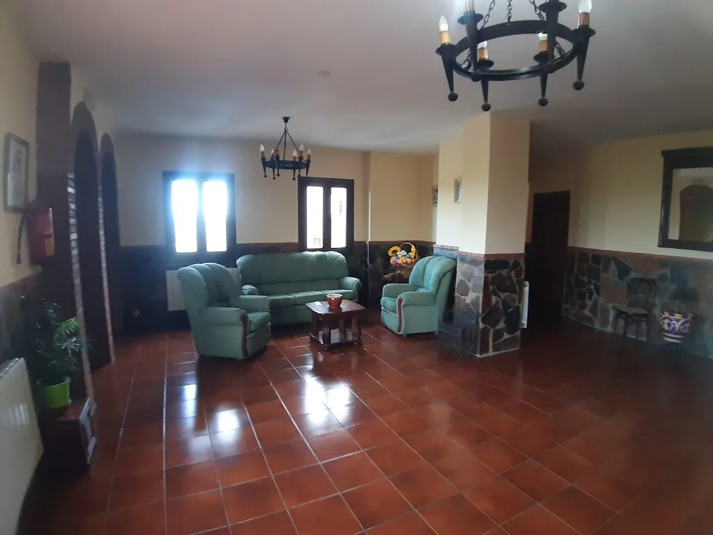 Hostal Restaurante Campo Abierto_Valencia de las Torres_slider_image_3