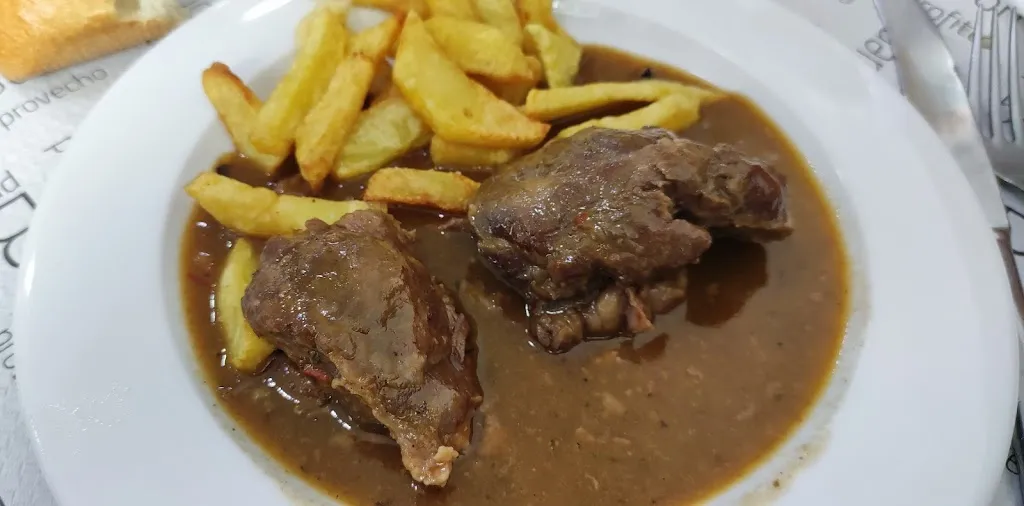 Restaurante Puerta Valencia_Valverde de Llerena_slider_image_3