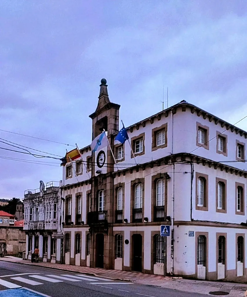 Manuel Arnoso Lavandeira_Bar As Tradicions_Mugardos_review