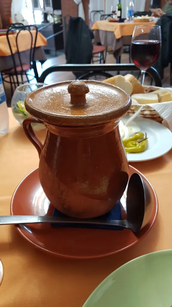 Ioana Ramona Lilian_Bar El Catalán_Valdetorres_review