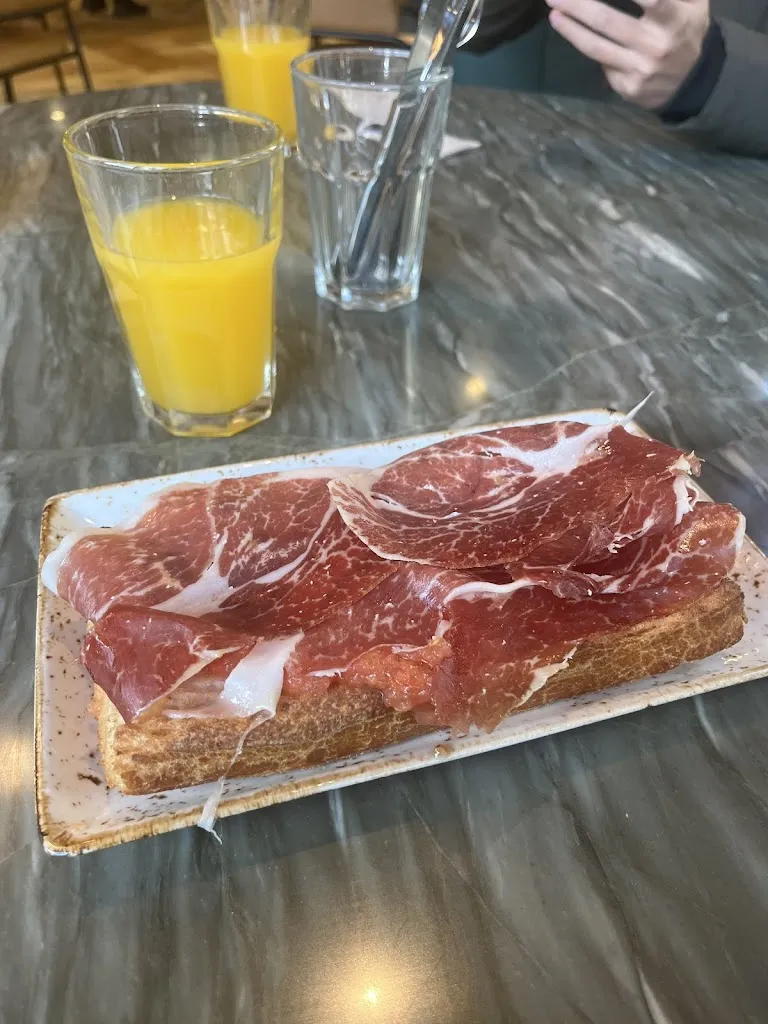 Lucía Ly Liu_El Alfoz de Burgos_Villagonzalo_review