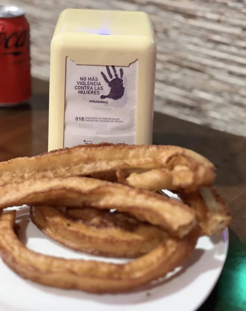 Bruna_Churrería cafetería Salu_Valverde de Leganés_review