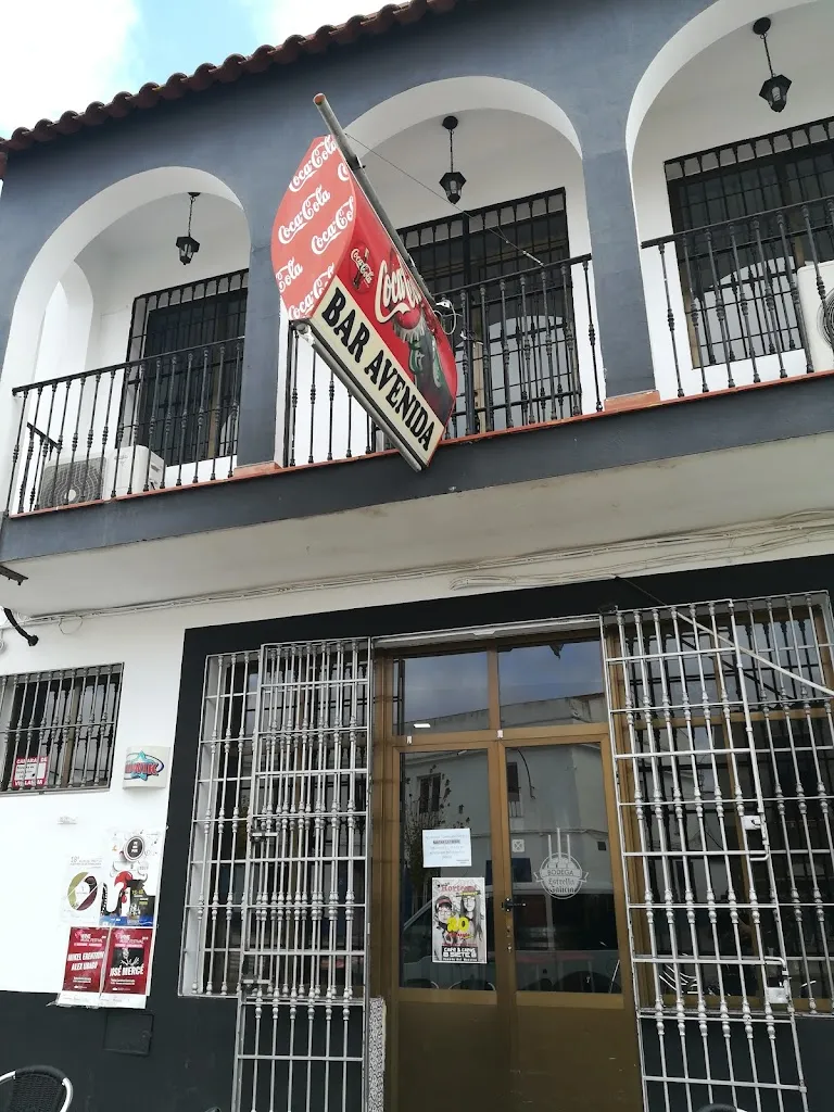 Bar Avenida restaurant in Villalba de los Barros