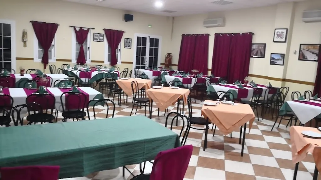 Bar Restaurante JACARANDA restaurant in Villanueva del Fresno