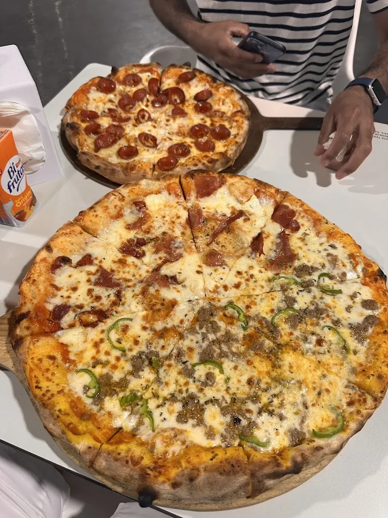 José Ignacio López_Cafeteria Pizzería Sofi's_Villanueva del Fresno_review