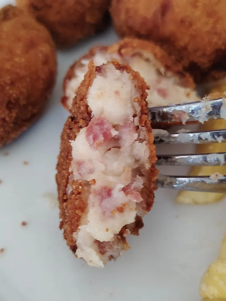 Maria Teresa Gonzalez Gabado_La Taberna_Zahinos_avis