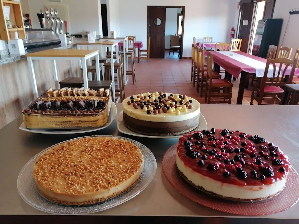 Cafetería Restaurante El Albergue_Zahinos_slider_image_3