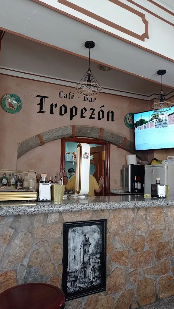 Bar Tropezón_Zalamea de la Serena_slider_image_1