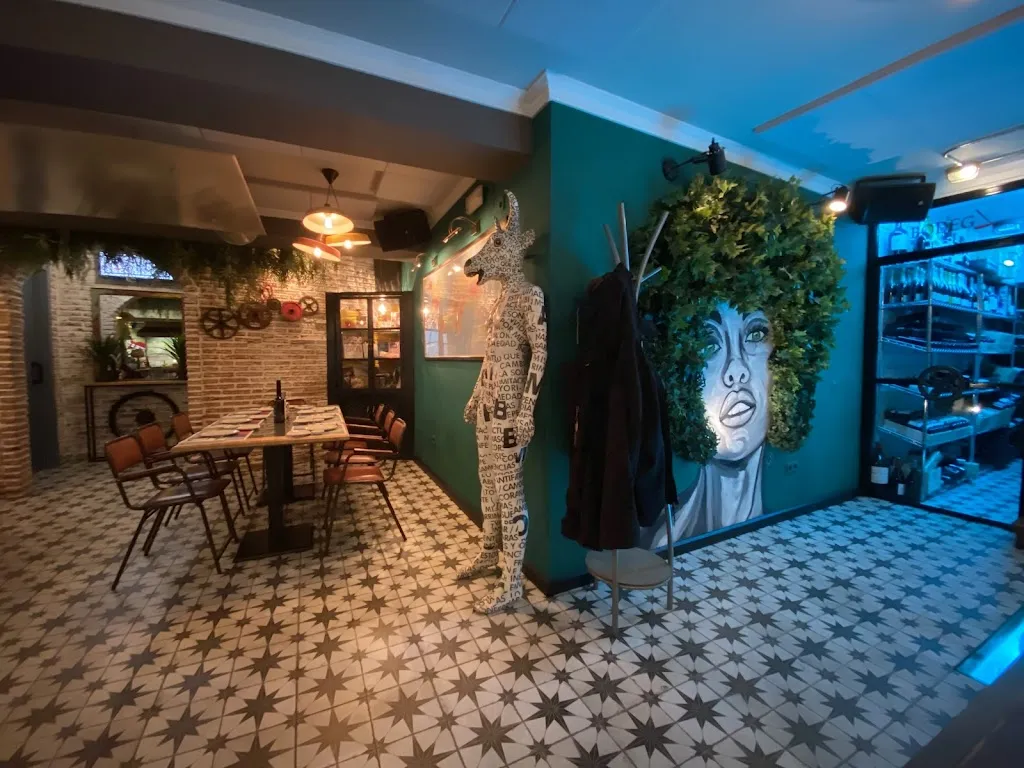 José Antonio Martín Martín_Versátil_Zarza-Capilla_review