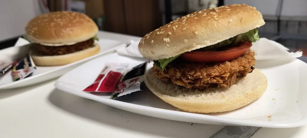 Menu_Bar La Mari_Zarza-Capilla_image_3