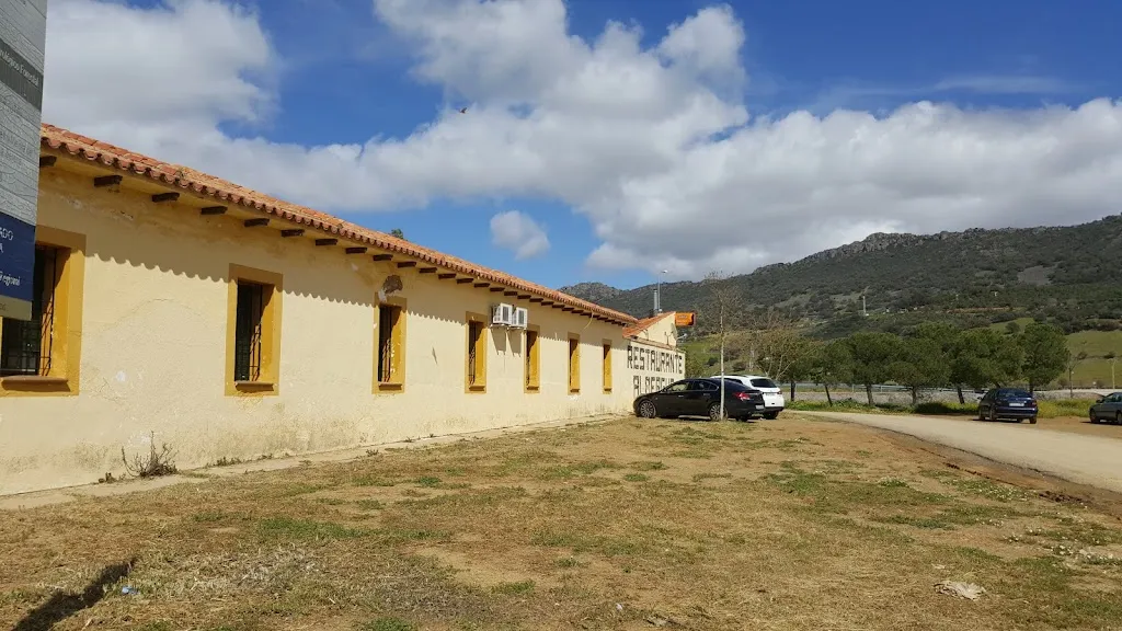 Consultorio Local Zarza Capilla restaurant in Zarza-Capilla