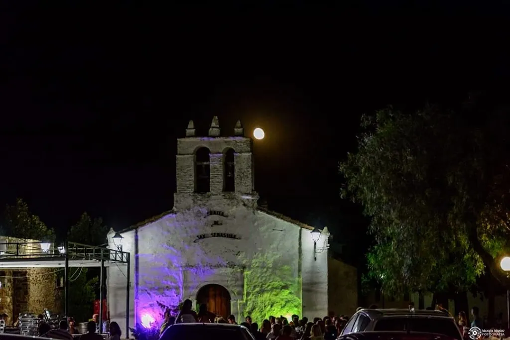 Bar Restaurante La Ermita_Zarza-Capilla_slider_image_1