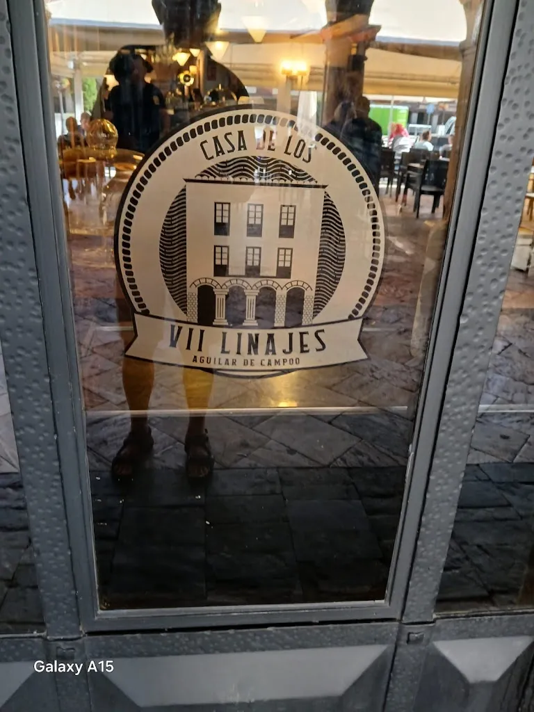 Duncan Parsons_VII Linajes_Aguilar de Segarra_review