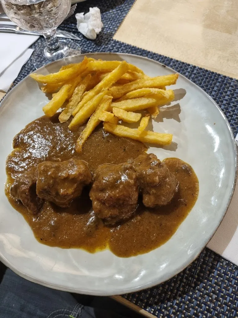 Ronald _Restaurante Guillermo_Aguilar de Segarra_review